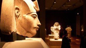 Médicos estudian al faraón andrógino Ajenatón