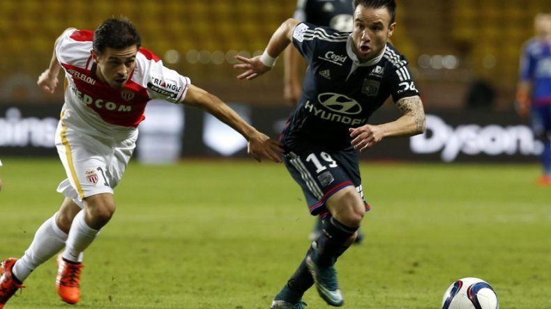 Rafael salva un empate para el Lyon en Mónaco