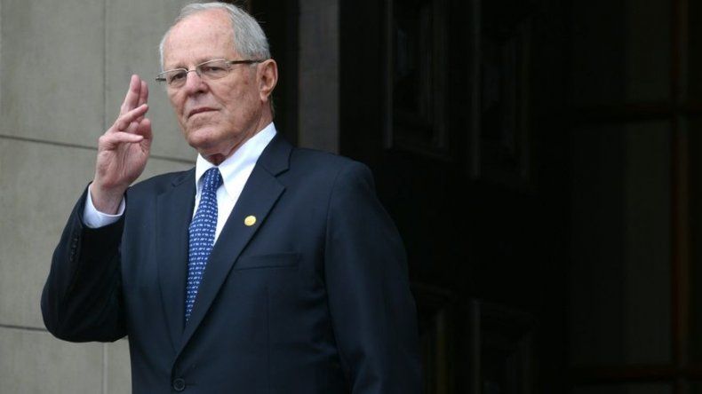 Fiscalía peruana pide impedimento de salida del país para Kuczynski