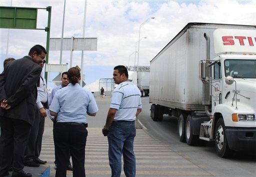 Camionero hace reconstrucción de ingreso con munición a México