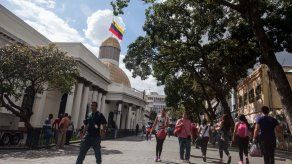 Asamblea venezolana cede concesión de sus medios públicos a los trabajadores