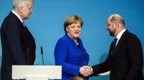 Conservadores y socialdemócratas alemanes confirman su acuerdo de gobierno