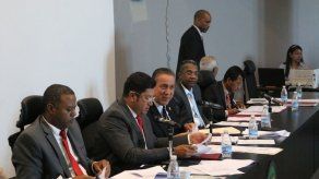 Minsa pide analizar modificaciones al proyecto que reglamenta centros de cirugía plástica