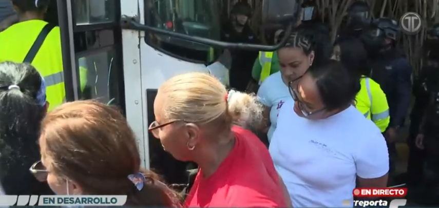 Enfrentamientos en Avenida Balboa: Más de 300 manifestantes arrestados