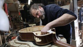 El arte de confeccionar guitarras
