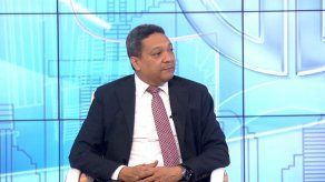 Dino Mon propone una gestión privada en la CSS