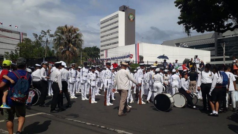 Panamá celebra con desfiles patrios los 116 años de separación de Colombia