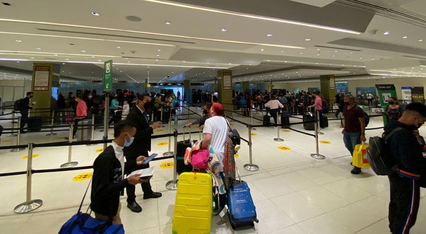 Viajeros en el Aeropuerto de Tocumen.