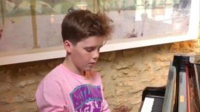 La carrera musical de Cruz Beckham va muy