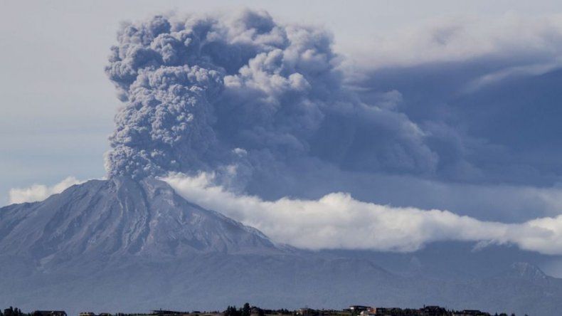 Chile: Preocupa el volcán Calbuco ante llegada de lluvias