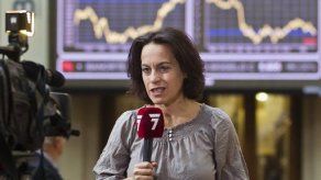 Mercados castigan a España; deuda escala a niveles de quiebra