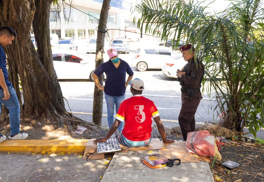 ¡Excelente! Alcaldía de Panamá rescata a 17 personas en operativo en Calidonia