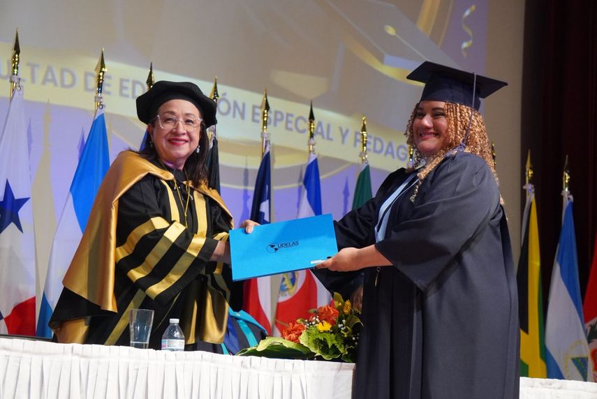 A medida que transcurre el tiempo se ha afianzado la cultura de las mujeres en el ámbito de educación. A medida que transcurre el tiempo se ha afianzado la cultura de las mujeres en el ámbito de educación.