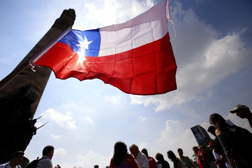 El resto de partidos y candidaturas independientes en Chile tienen hasta el 23 de agosto para oficializar sus propuestas presidenciales.