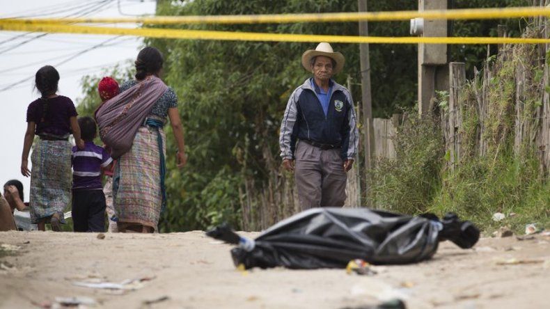 Guatemala: Riña entre civiles deja 8 muertos