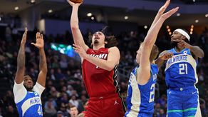 NBA: Los Bucks tropiezan contra el Heat