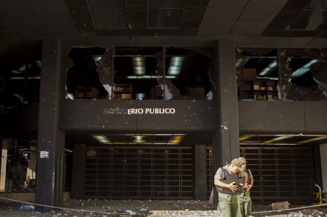 Venezuela: Violentos choques entre manifestantes y policías