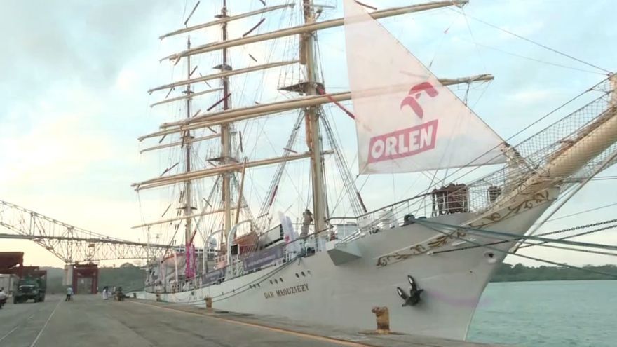 Velero Escuela de Polonia llega a Panamá con más de 100 cadetes