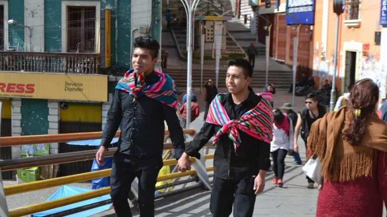 El amor libre se abre paso en Bolivia a base de activismo
