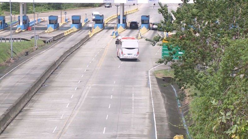 Proponen medidas diferentes a carril exclusivo en corredores para Metro Bus contra tranques