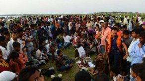 Se hunde en Bangladesh un ferry con cientos de personas a bordo
