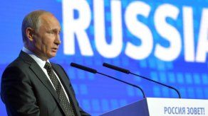 Putin acusa a Occidente de culpar a Rusia de todos los pecados y crímenes