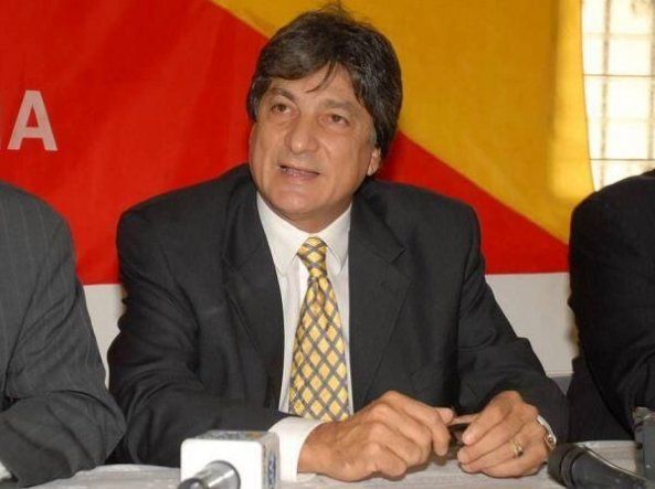 González Ruiz ofende a través de su cuenta de twitter a diputado Rosas