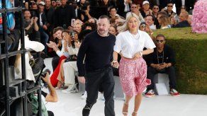 Ligero y luminoso: empieza la era de Kim Jones en Dior hombre