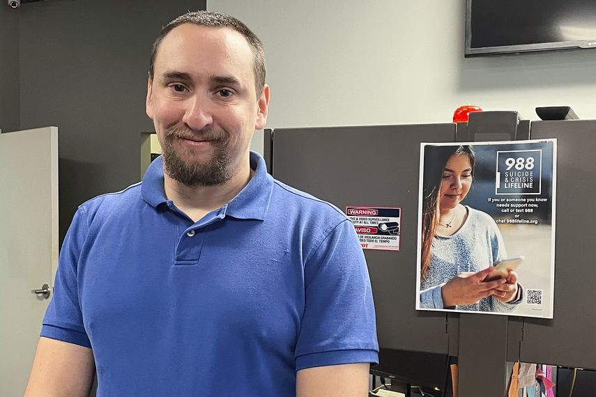 Millones de llamadas a nuevo teléfono en EE. UU. para asistencia emocional