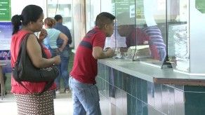 Disminuyen filas de vacunación contra el AH1N1
