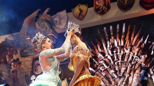 Con la coronación de SRM. Valerie Falcón, dio inicio el Carnaval de Panamá