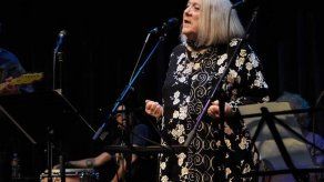 Cantante estadounidense Barbara Dane recibe distinción cultural en Cuba