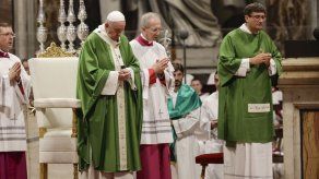 El papa lamenta que la “codicia” agrave la pobreza El papa lamenta que la “codicia” agrave la pobreza