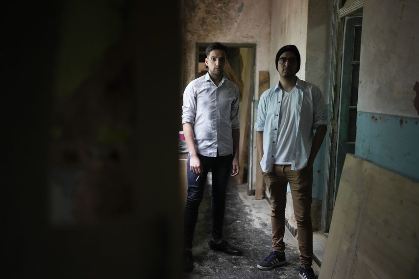 El gobierno considera que un sector de la justicia persigue a la exmandataria en connivencia con la principal fuerza de la oposición.