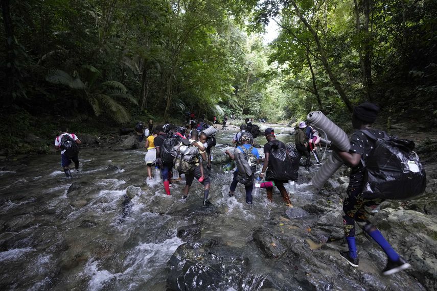 Cruzar la selva del Darién, entre el miedo a morir y la esperanza