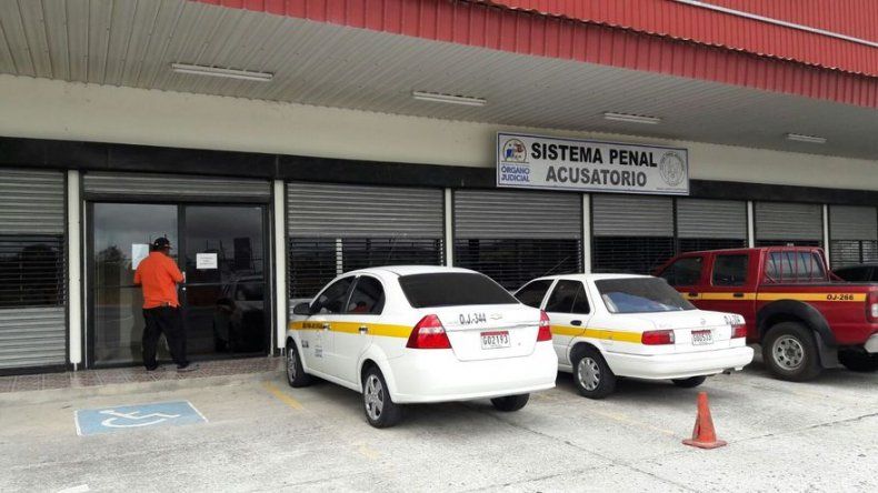 Dictan dos detenciones preventivas contra empresario Richard Fifer