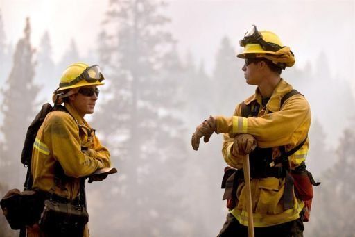 EEUU envía dron para vigilar incendio cerca de parque Yosemite