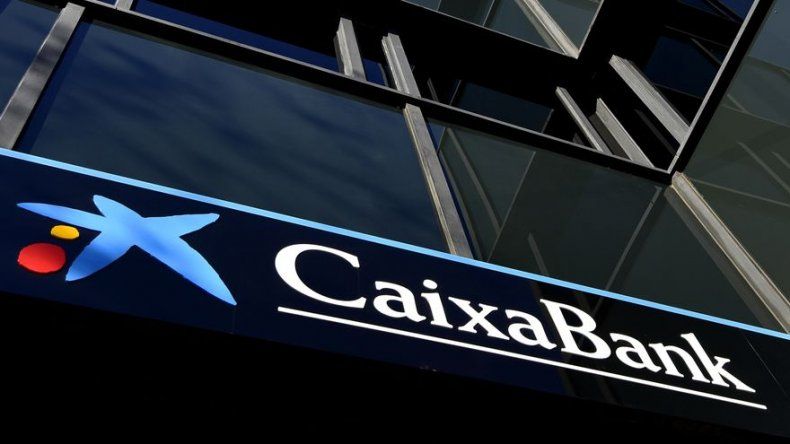 CaixaBank saca su sede social de Cataluña ante retirada de depósitos