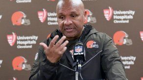 Browns despiden finalmente al técnico Hue Jackson (3-36-1)