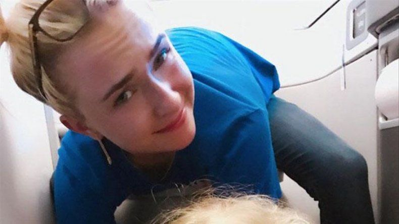 Pequeño incidente de Hayden Panettiere y su hija Kaya en un avión