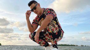 Joey Montana lanzó un reto a Marco Fabián.