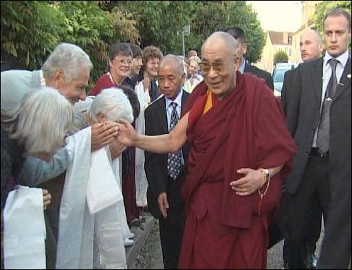 Dalai Lama llegó a Francia para visita de gran simbolismo