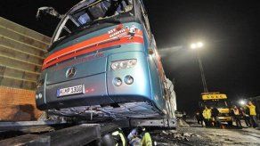 Al menos 20 muertos en incendio de autobús en Alemania