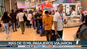 Miles de ciudadanos viajan hacia el interior del país