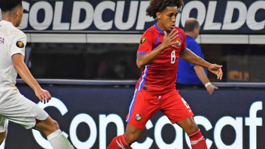 Adalberto Coco Carrasquilla es nominado en los Concacaf Awards al Mejor Jugador Masculino.