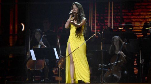 Camila Cabello se ha doblado a sí misma en la versión en español de su nueva película