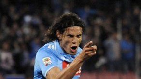Cavani seguirá en el Napoli