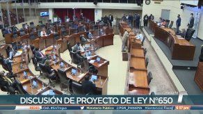 Discuten en segundo debate proyecto sobre contrataciones en municipios y juntas comunales