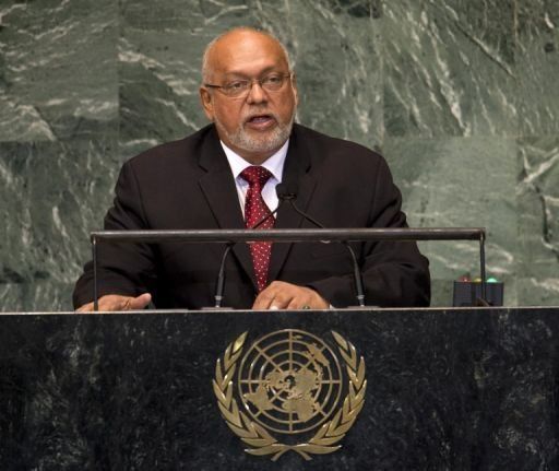 Presidente de Guyana visita a Cuba y se reunirá con Castro