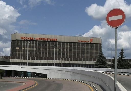 Snowden espera en tierra de nadie que se tramite su solicitud de asilo